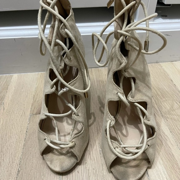 Lace Up High Heeled Sandals sued - Picture 6 of 6